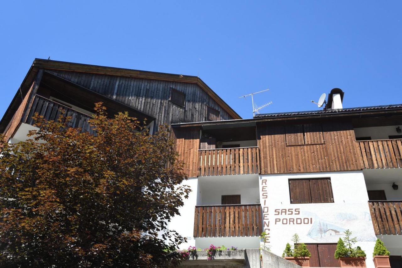 La Picola Cesa De Sen Nicolo Apartment Mazzin Luaran gambar