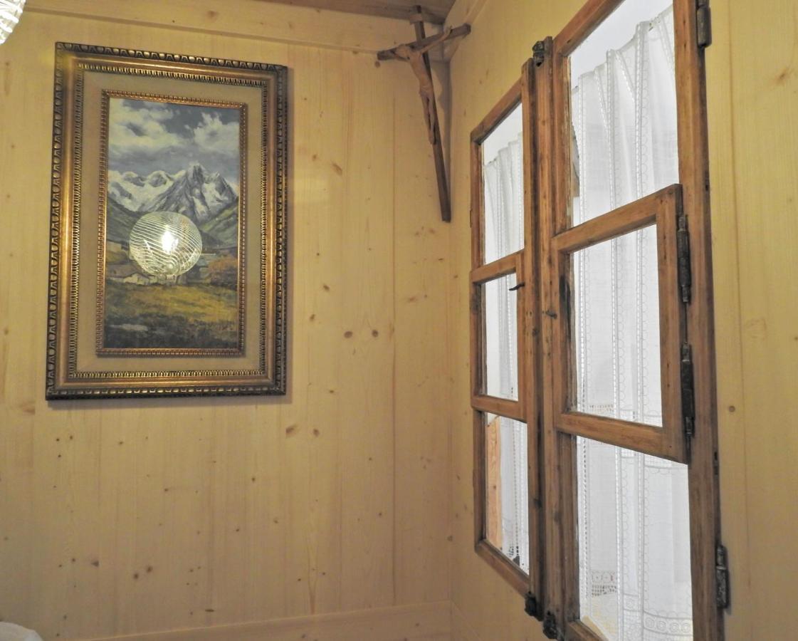 La Picola Cesa De Sen Nicolo Apartment Mazzin Luaran gambar
