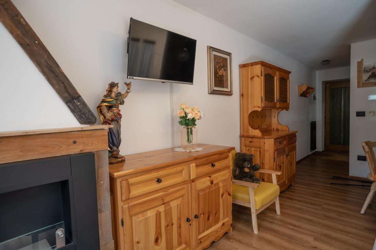 La Picola Cesa De Sen Nicolo Apartment Mazzin Luaran gambar