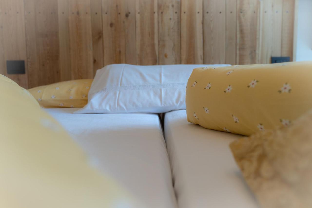 La Picola Cesa De Sen Nicolo Apartment Mazzin Luaran gambar